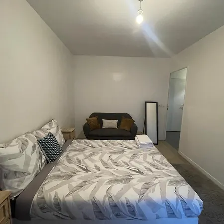 Homestay La Chambre Saint-Denis (Seine-Saint-Denis)